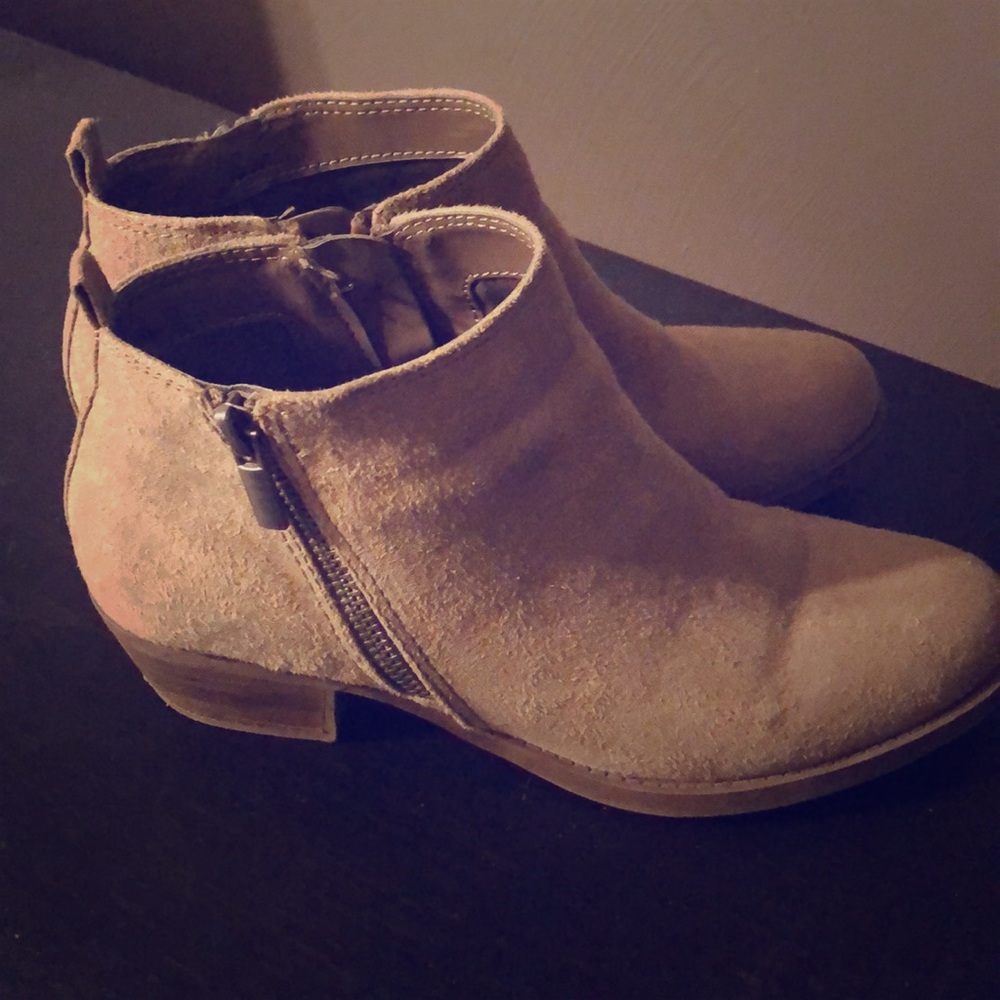 Tan ankle boots